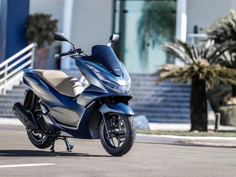 Top 5 Reasons to Choose a Scooter for City Commuting